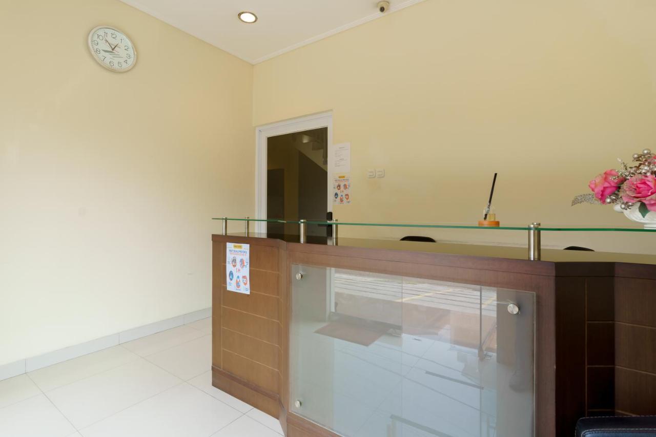 Dago Suites Syariah Cikarang Mitra Reddoorz بيكاسي المظهر الخارجي الصورة